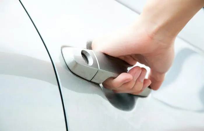 Deblocare portiere auto fara cheie Chisinau